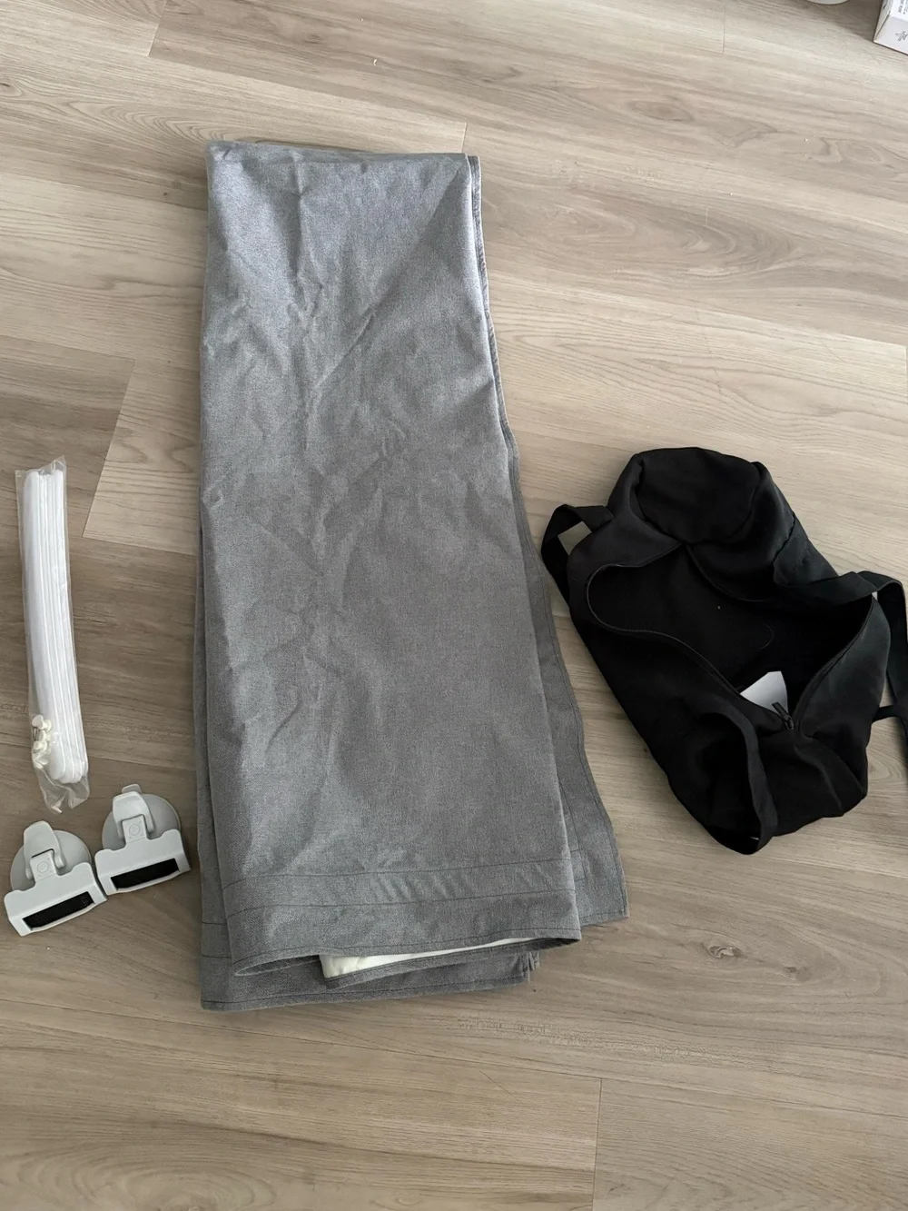 Sleep Out Curtain selling as